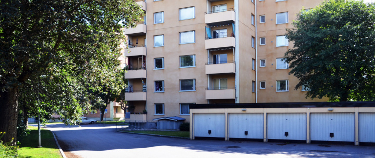 Skatteverket inför moms på förhyrda fordonsplatser